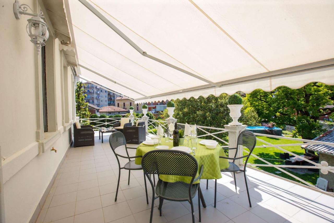 Villa Rachel Intra Ngoại thất bức ảnh
